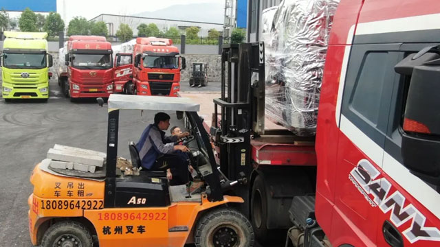 国产精品毛片无码一区二区蜜桃鋁產業園投產，“歸雁經濟” 助力產業升級